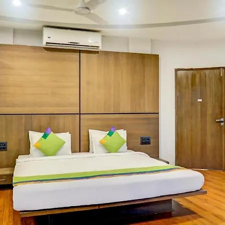 Hotel Shivas Inn Kolhapur Exterior photo