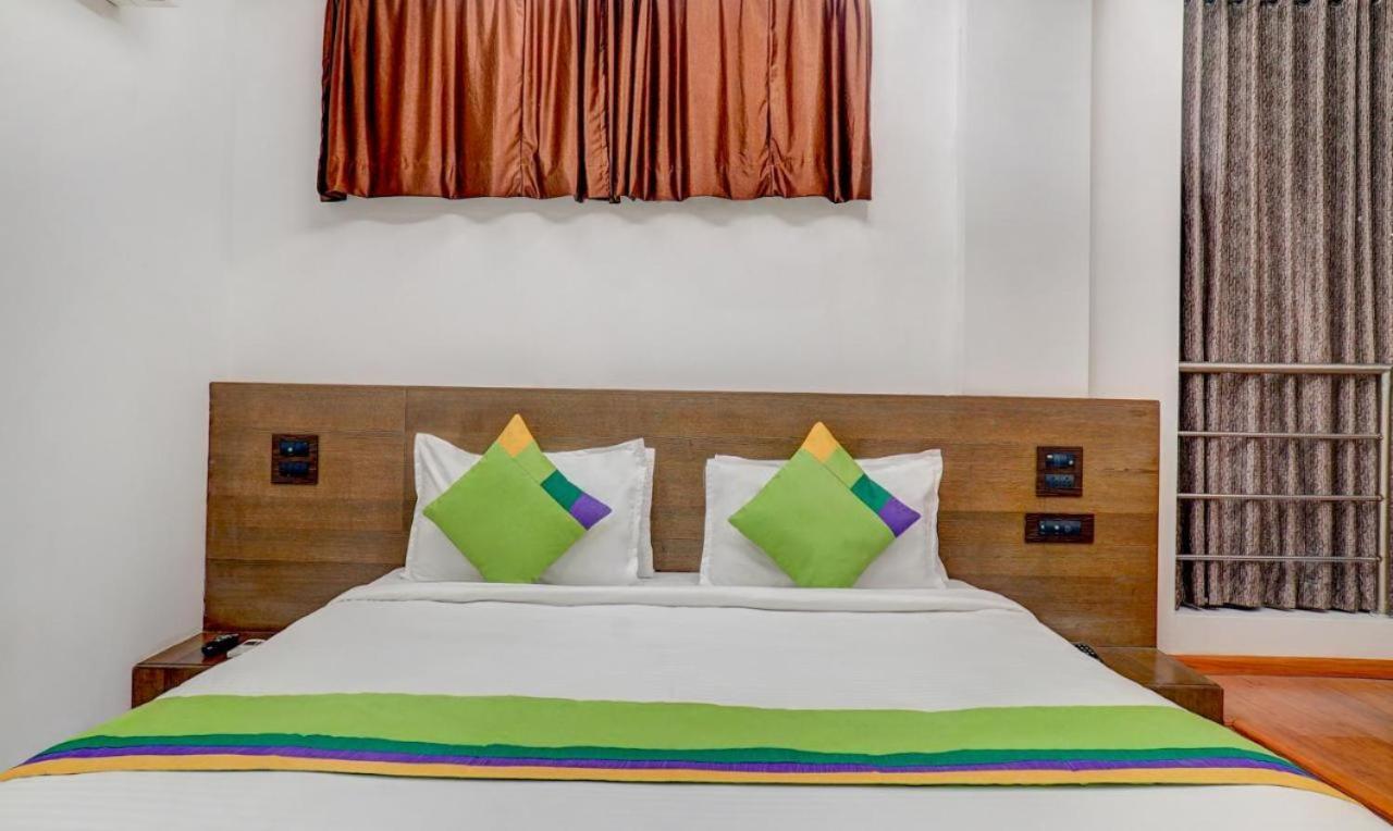 Shivas Hotel 4*